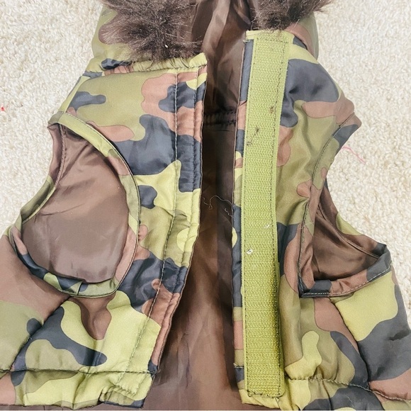 Simply Dog Camo Dog Coat Jacket Faux Fur Hood Trim - Picture 8 of 14